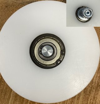 DYNSO Rathgeber/Meiller doorroller 105mm round rail with excentric axle M10