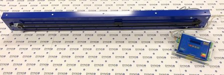 DYNSO Blue-Line Universele deuraandrijving borstelloze motor incl. opbouw deurbak, besturing, tandriem, spanrol en tandriembevestiging