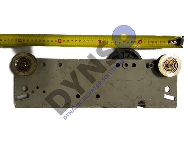Mitsubishi door, central open, YA029, B647 G02L05